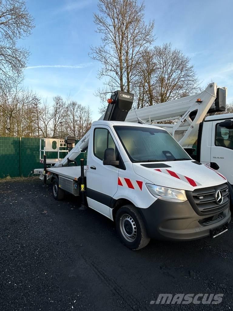 VERSALIFT V-200 Teherautóra szerelt emelők és állványok