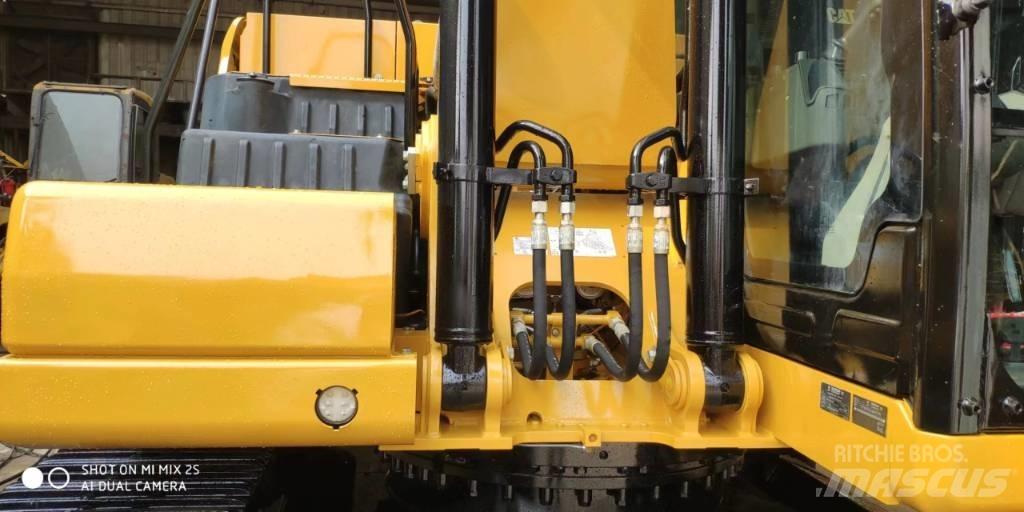 CAT 320 Lánctalpas kotrók