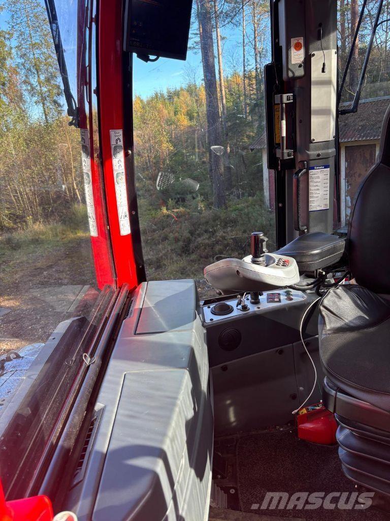 Komatsu 845 Kihordók