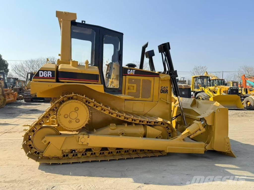 CAT D 6 R lánctalpas dózerek