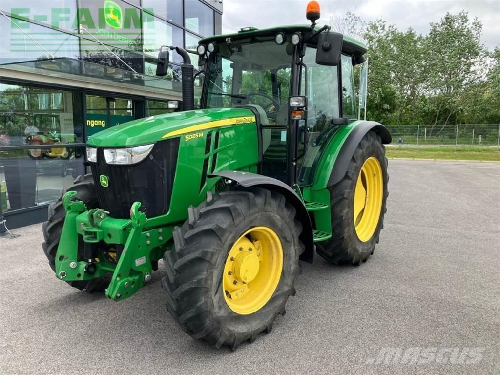 John Deere 5085M Traktorok