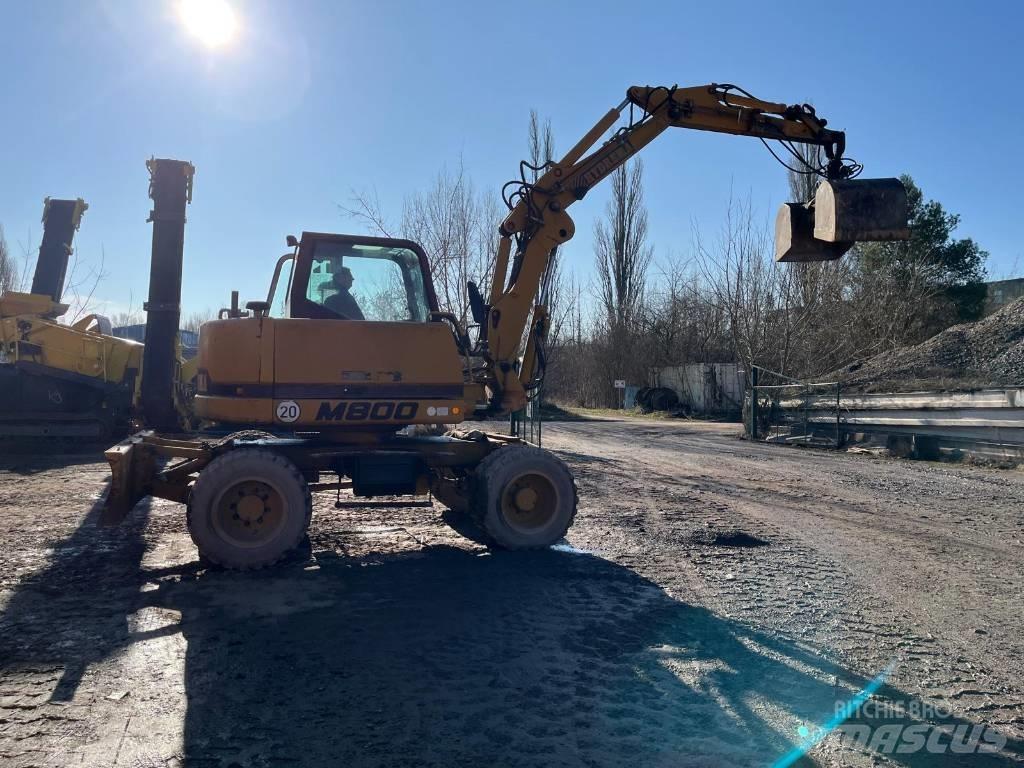 Hydrema M 800 Gumikerekes kotrók