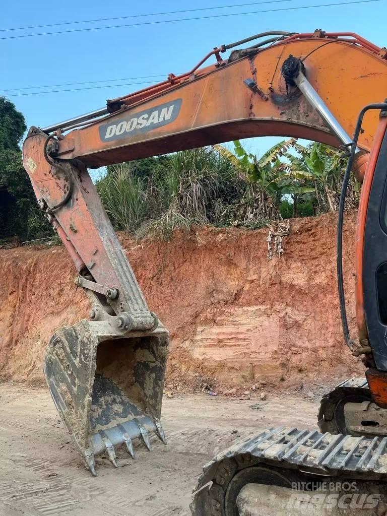 Doosan DX 300 LC Mini kotrók < 7t