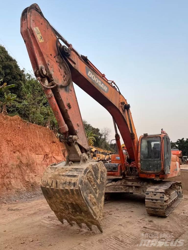 Doosan DX 300 LC Mini kotrók < 7t