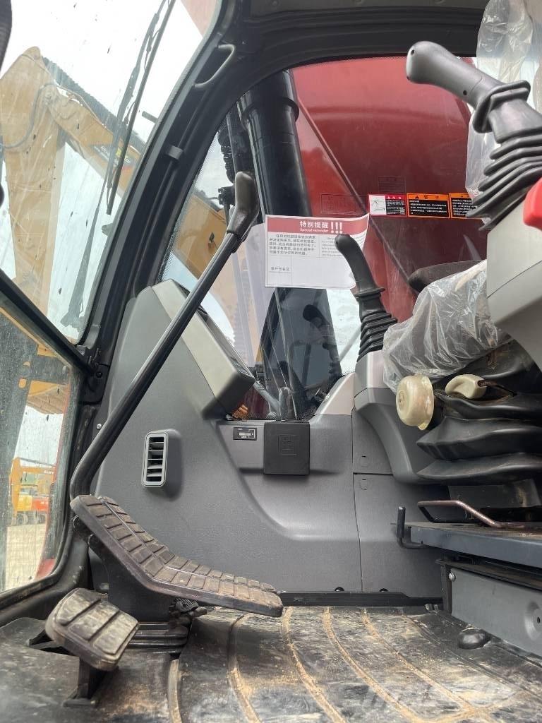 Doosan DX225LCA Lánctalpas kotrók