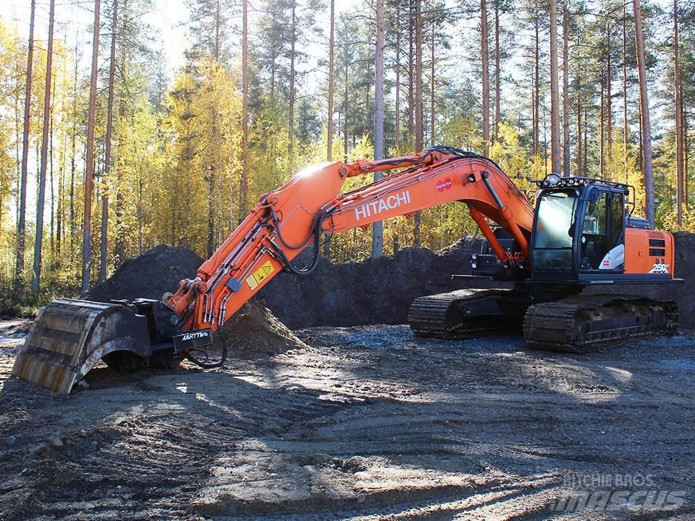 Hitachi ZX 250 LC-6 Lánctalpas kotrók