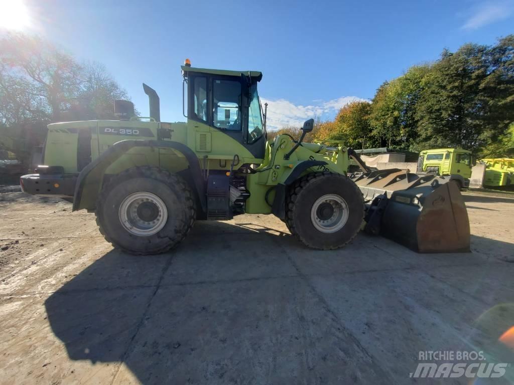 Doosan DL 350 Gumikerekes homlokrakodók