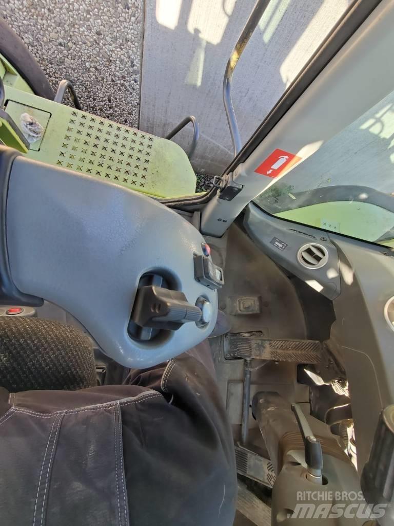 Doosan DL 350 Gumikerekes homlokrakodók