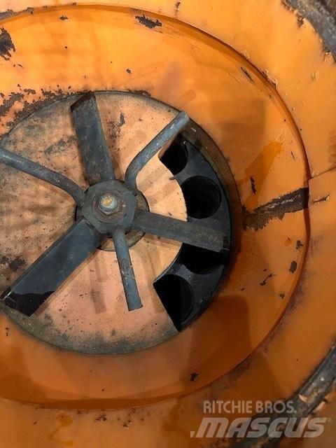 Meyco TORKRETNICA Betonpumpák