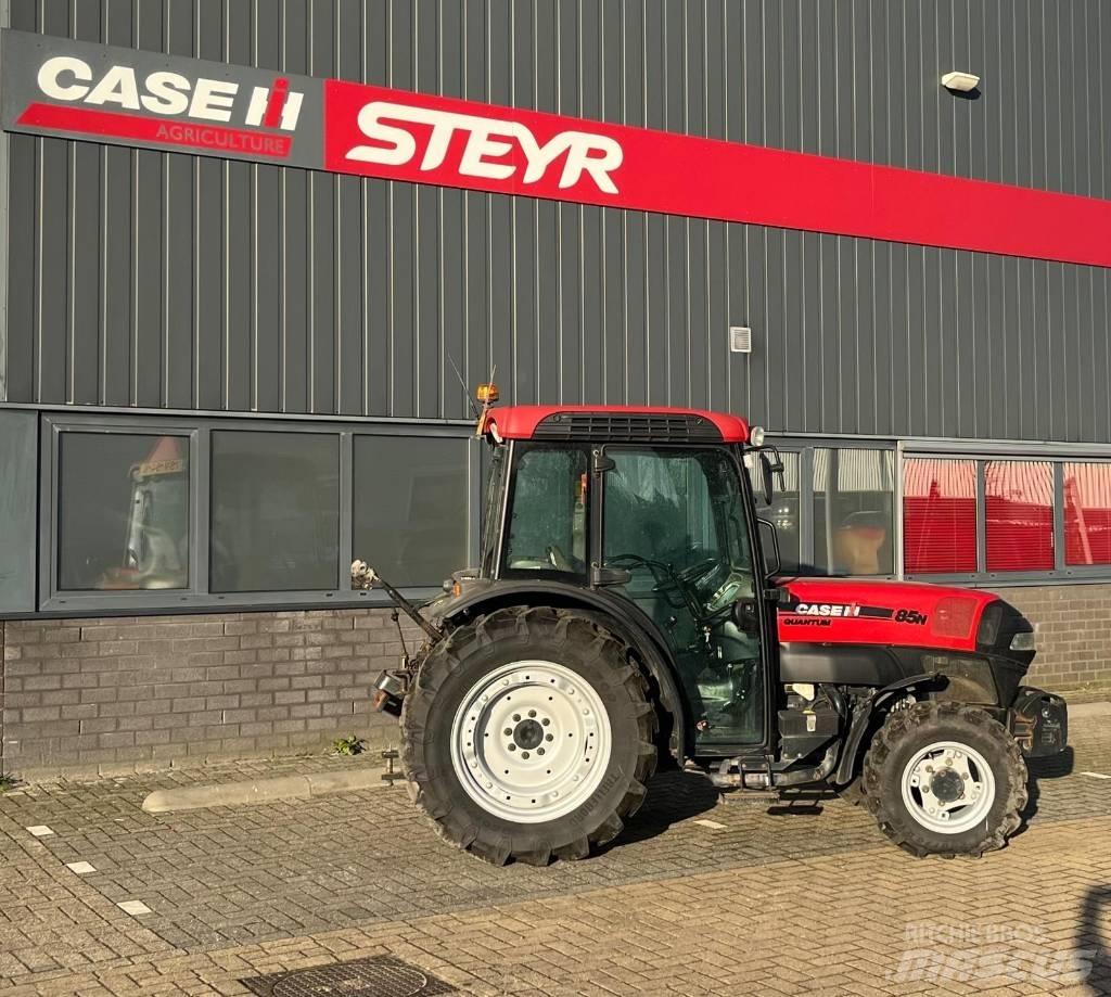 Case IH Quantum 85N Traktorok