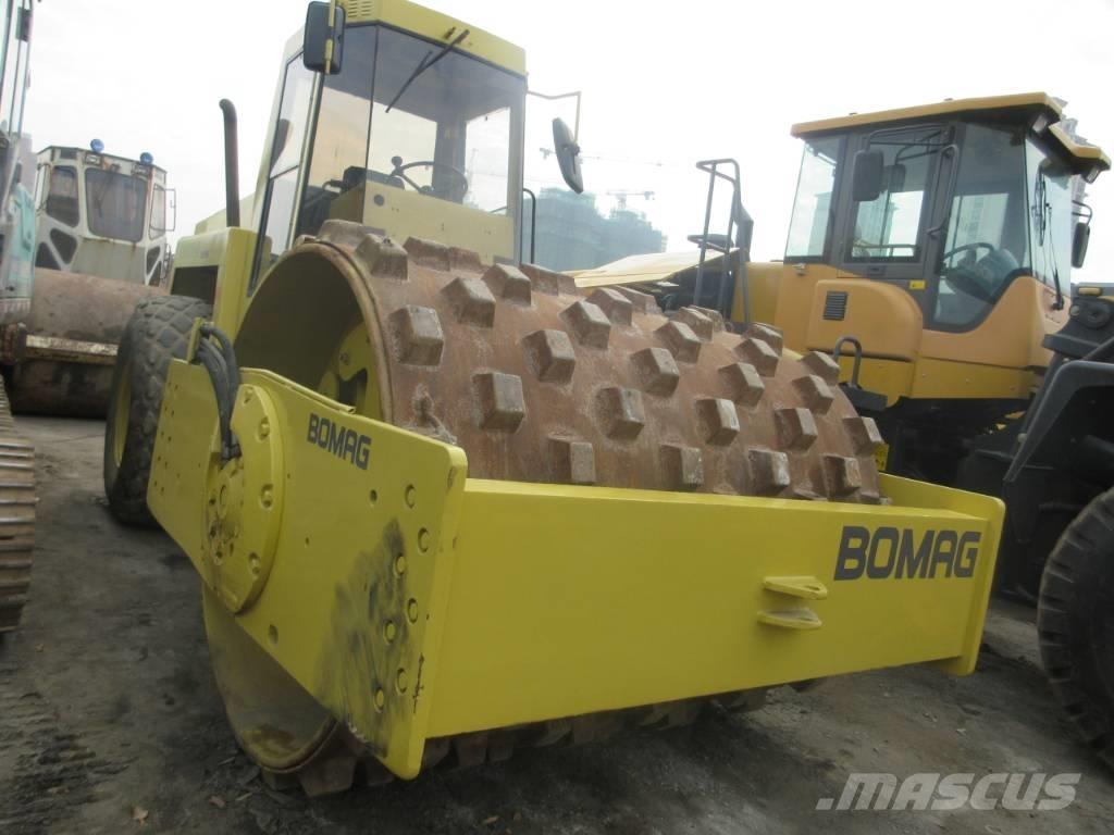 Bomag 217 D Ikerdobos hengerek