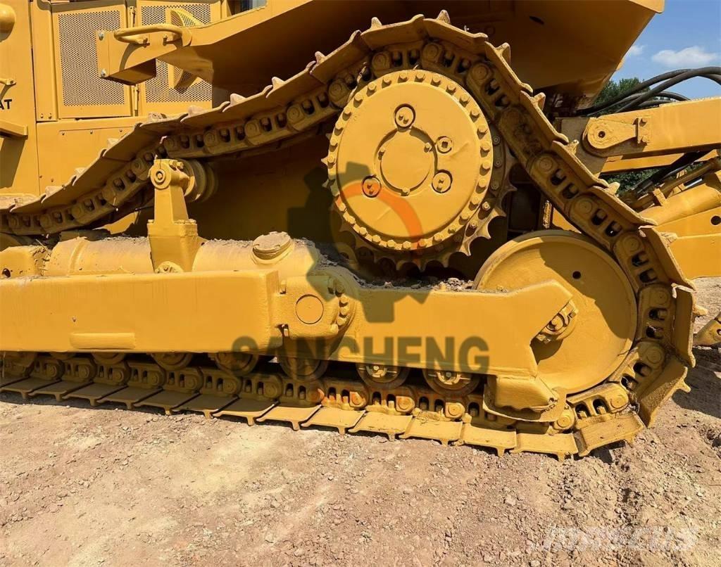 CAT D 8 R lánctalpas dózerek