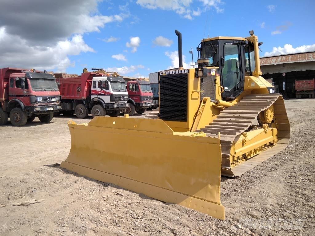 CAT D 6 M LGP Dózerek
