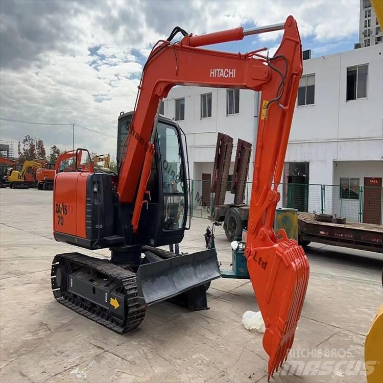 Hitachi zx70 Lánctalpas kotrók