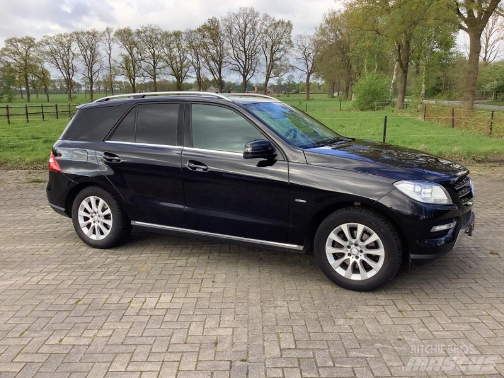 Mercedes-Benz ML 350 Terepjárók