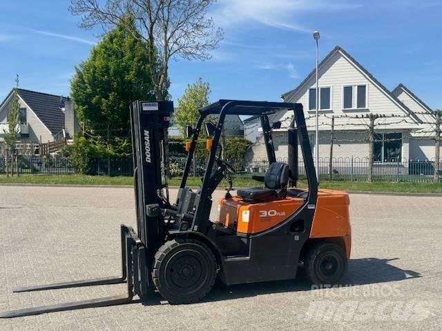 Doosan D30 Plus Dízel targoncák