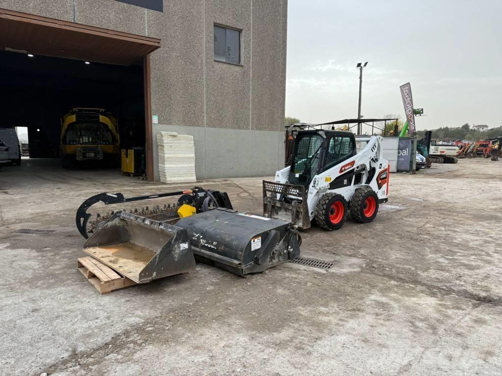 Bobcat S 590 Kompaktrakodók