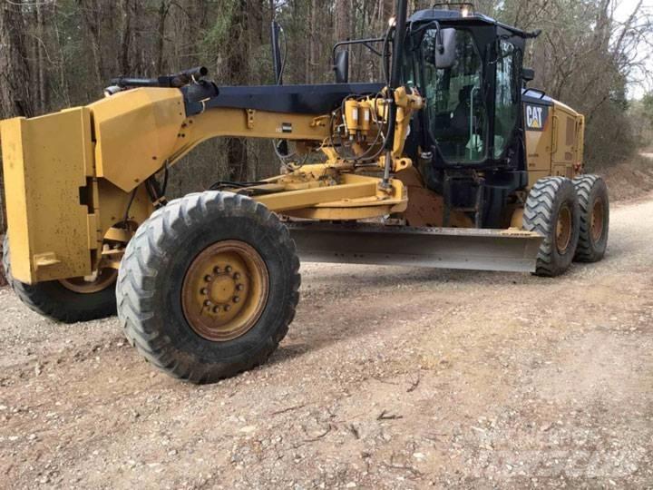 CAT 12M2 Gréderek