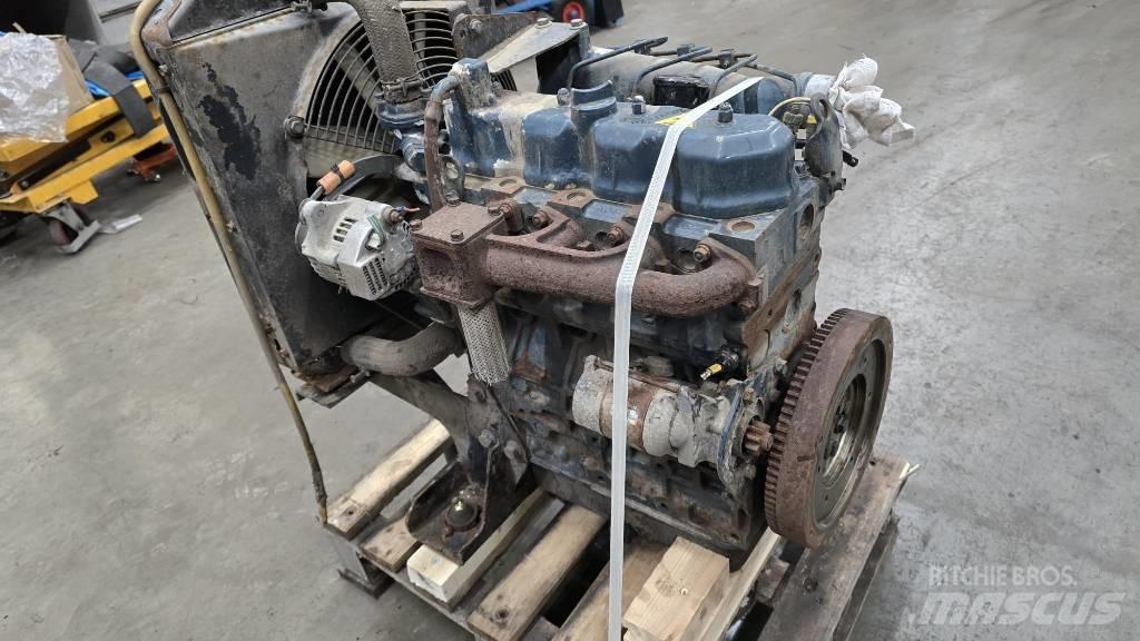 Kubota V 2203 E Motorok