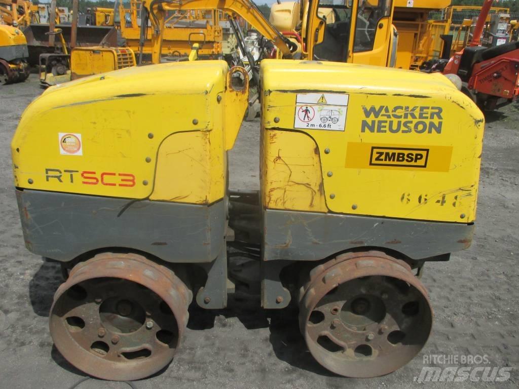 Wacker Neuson RTSC 3 Ikerdobos hengerek