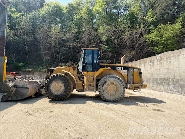 CAT 980 G Gumikerekes homlokrakodók