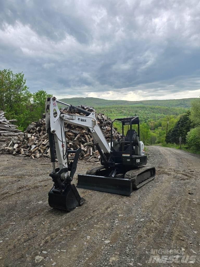 Bobcat E 50 Mini kotrók < 7t
