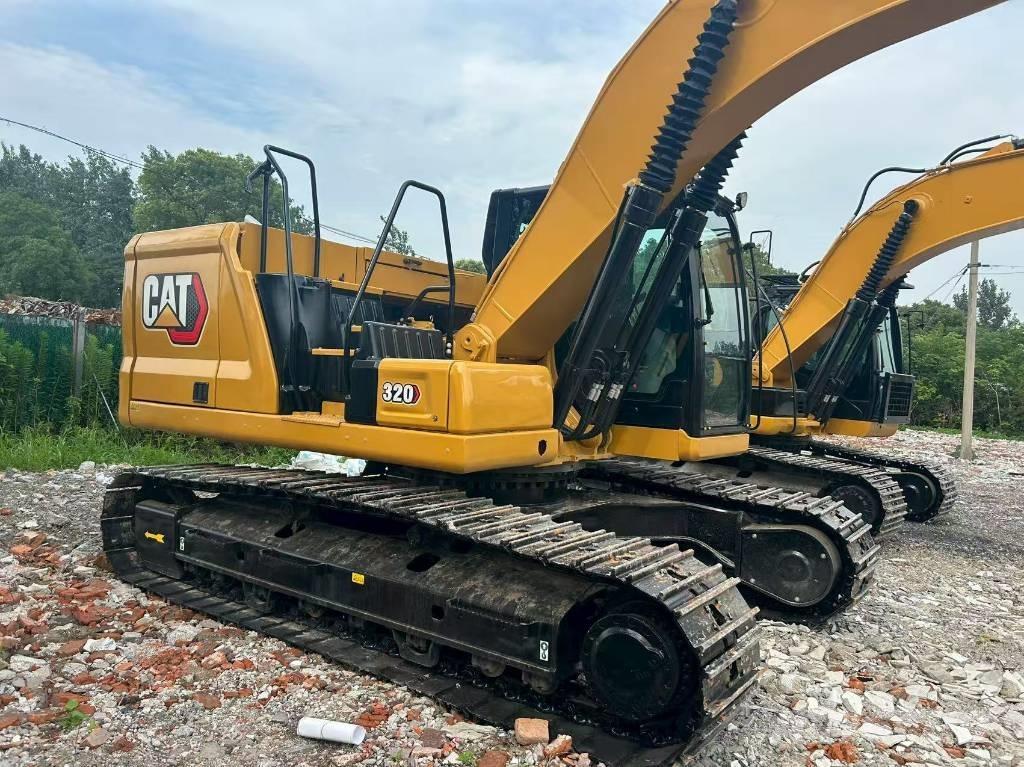 CAT 320 Lánctalpas kotrók