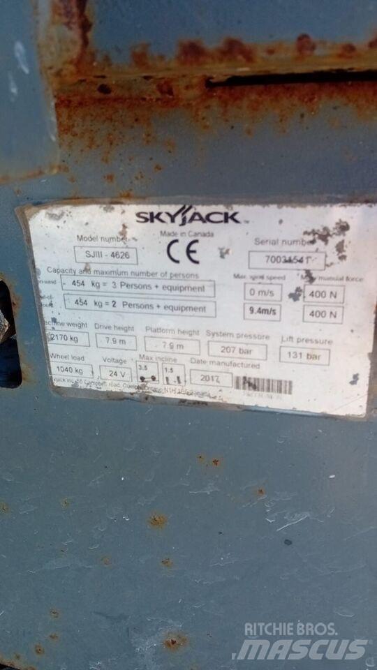 SkyJack SJ4626 Ollós emelők