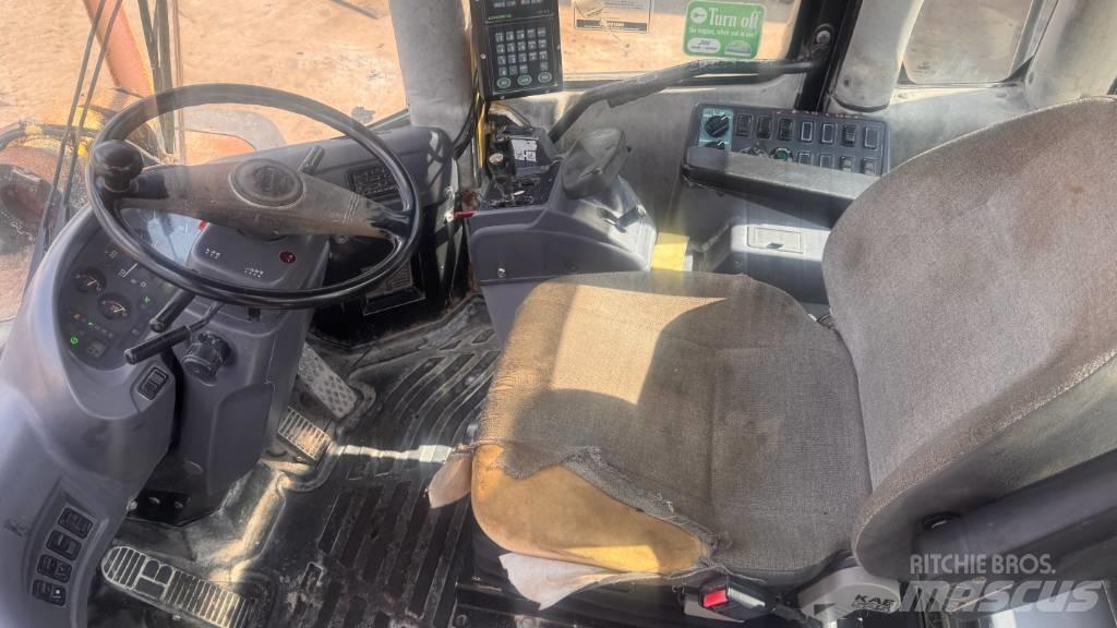 Komatsu WA 480-5H Gumikerekes homlokrakodók