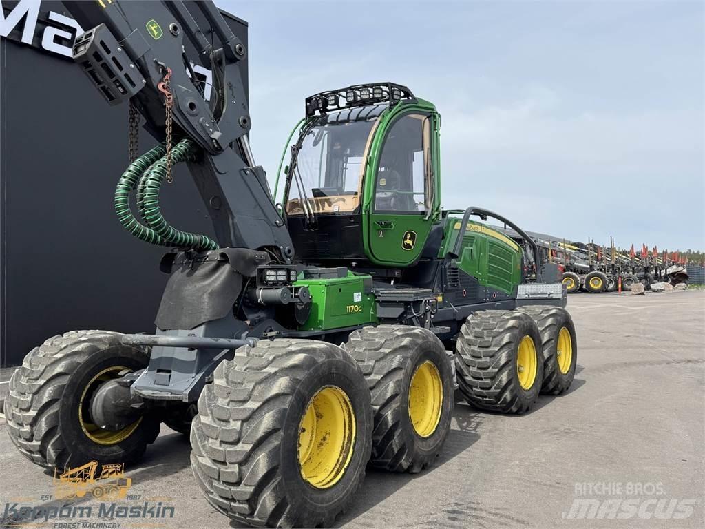 John Deere 1170G Betakarítók