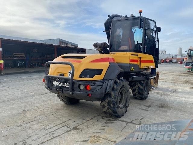 Mecalac 12 M TX Gumikerekes kotrók