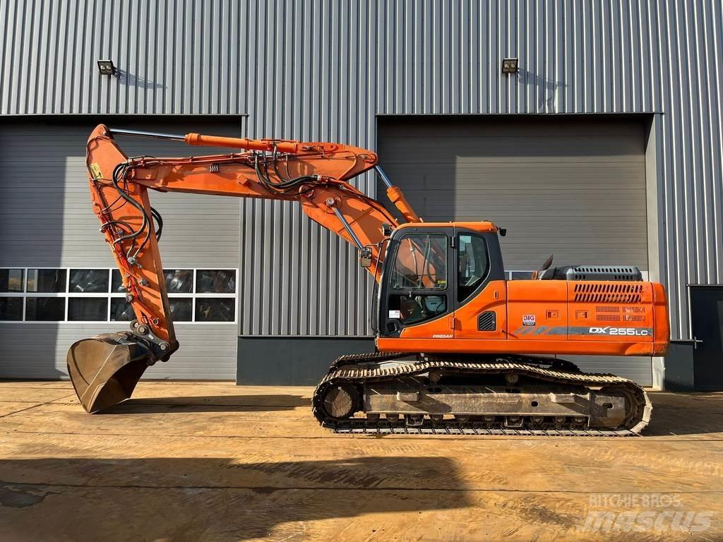 Doosan DX255LC-3 Lánctalpas kotrók