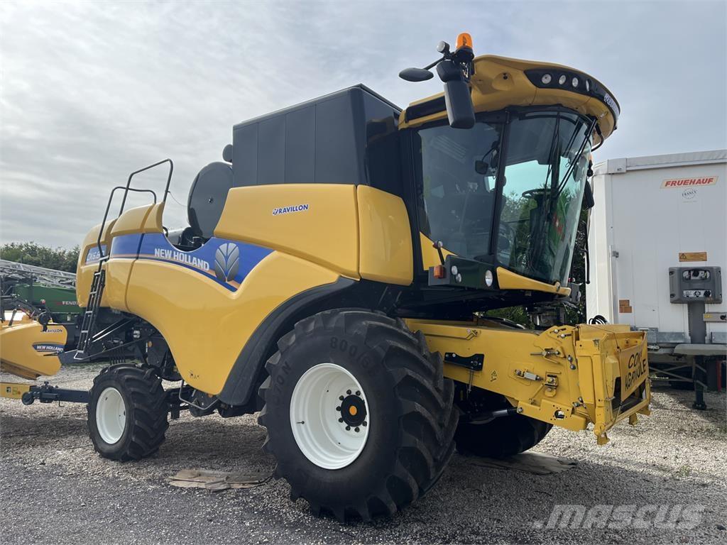 New Holland CX6.80 Kombájnok