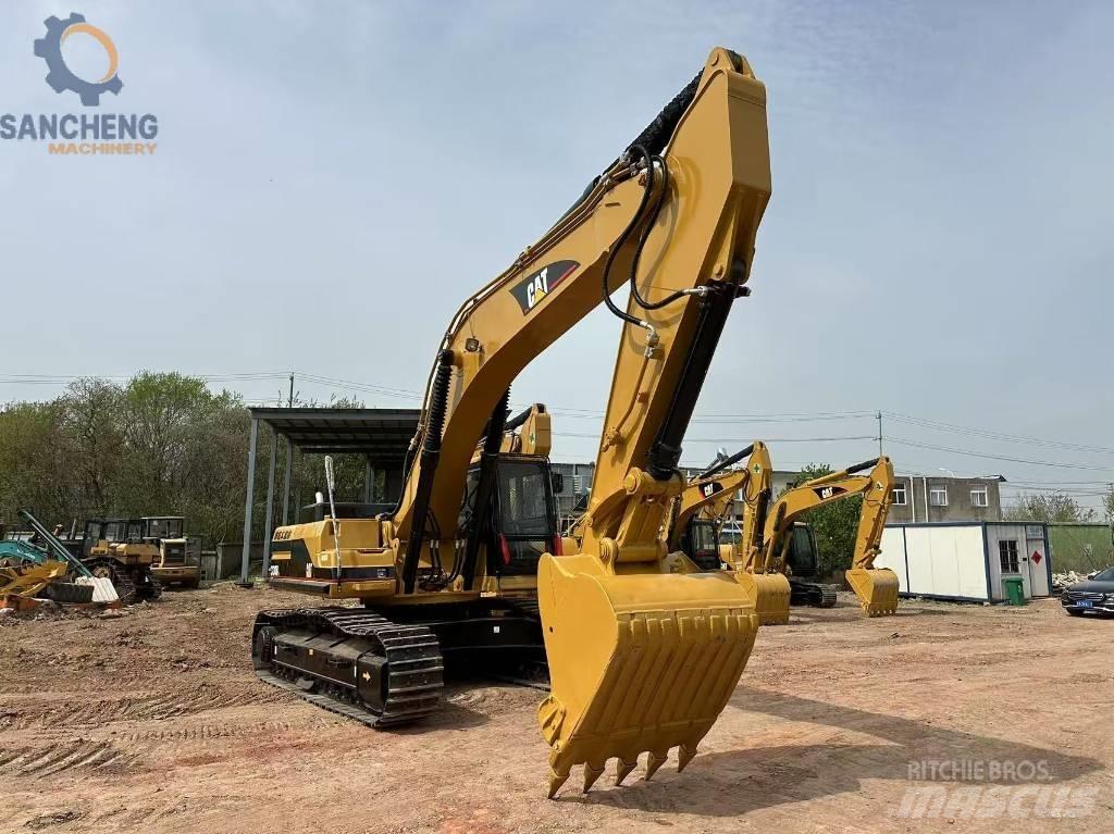 CAT 330 B L Lánctalpas kotrók