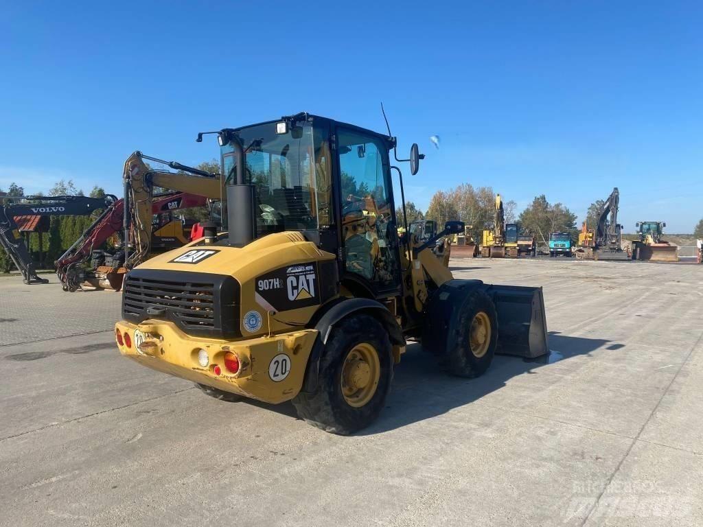 CAT 907 H 2 Gumikerekes homlokrakodók
