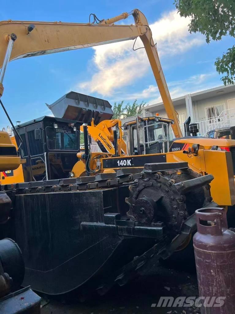 CAT 320 B L Kétéltű markolók