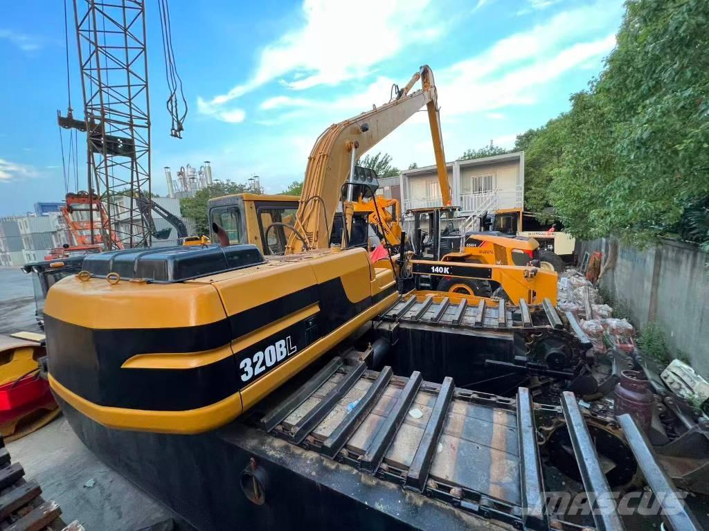 CAT 320 B L Kétéltű markolók