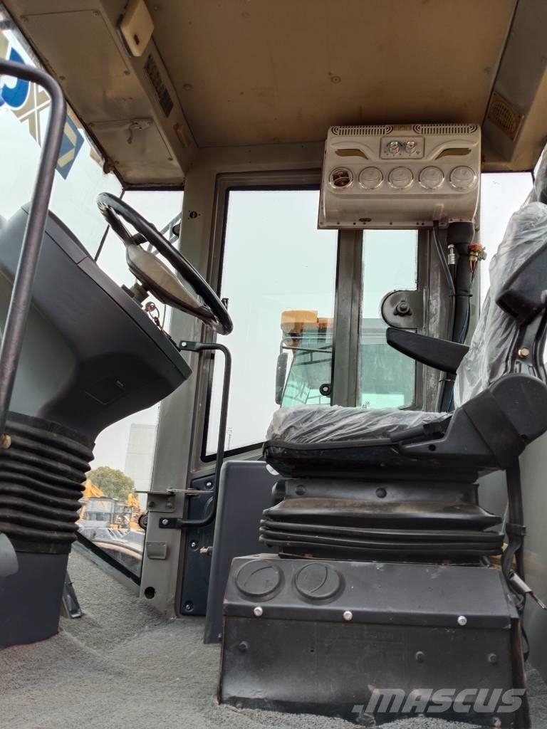 XCMG XS 203 J Egydobos hengerek