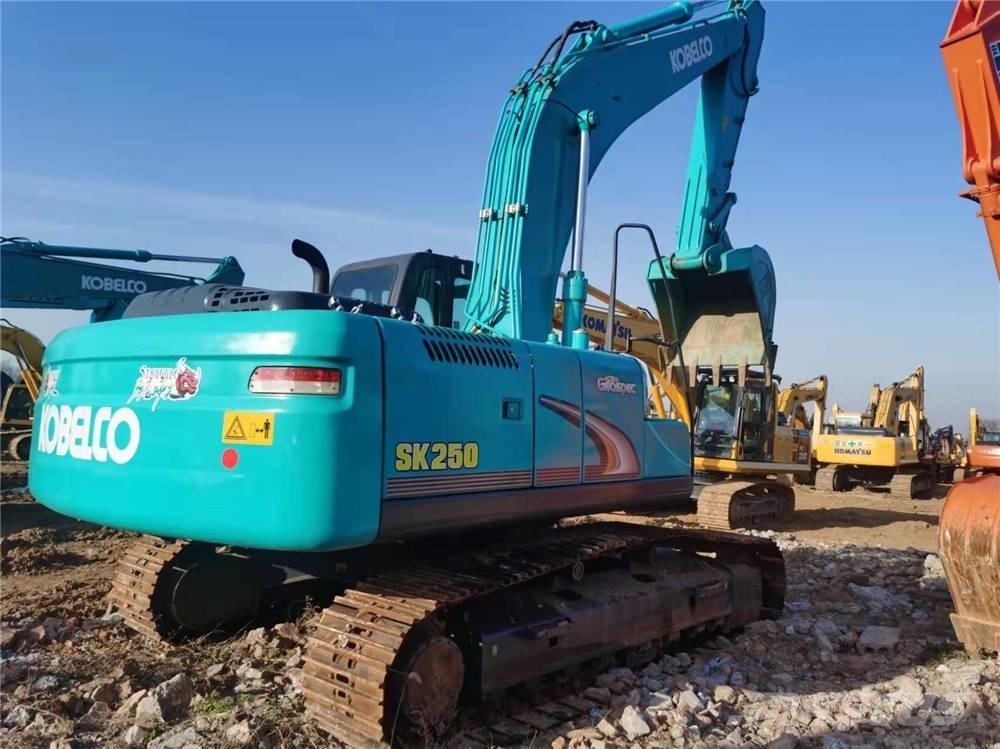 Kobelco SK 250-8 Lánctalpas kotrók