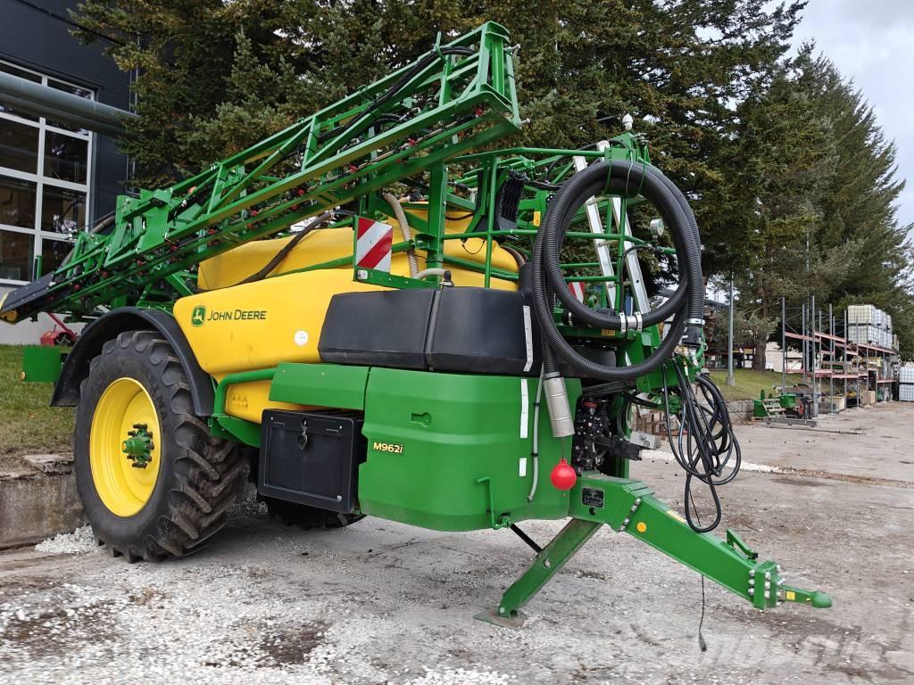 John Deere M 962 i Vontatott trágyaszórók