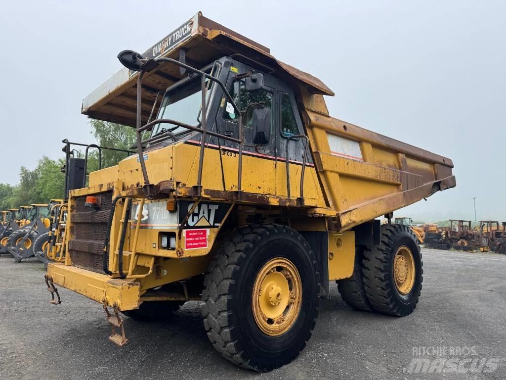 CAT 771 D Nehézdömper