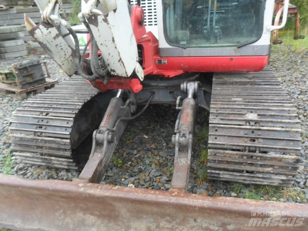 Takeuchi TB175 Közepes (midi) kotrók 7 t - 12 t