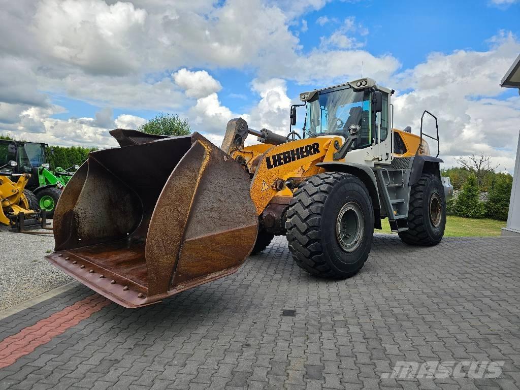 Liebherr L 576 Gumikerekes homlokrakodók
