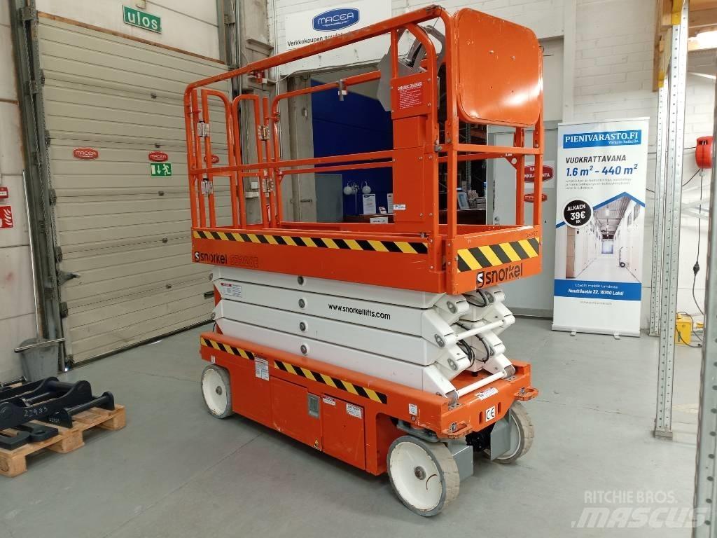Snorkel S 3226E Ollós emelők