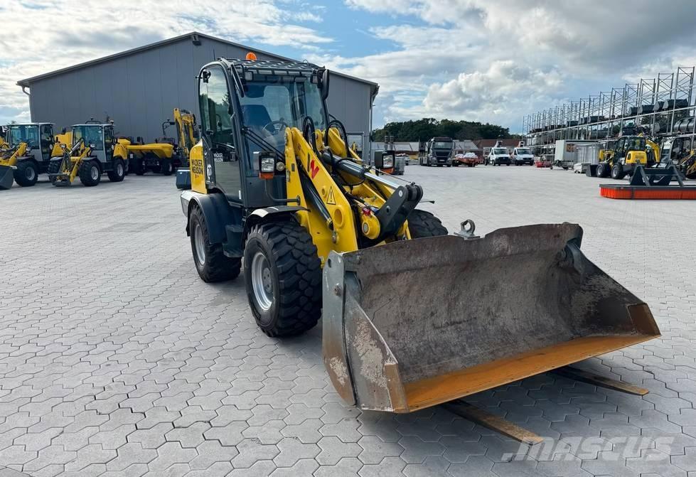 Wacker Neuson WL 70 Kompaktrakodók