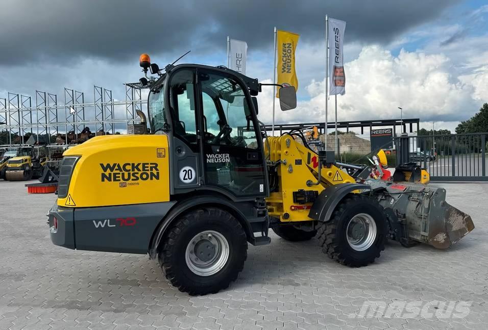 Wacker Neuson WL 70 Kompaktrakodók