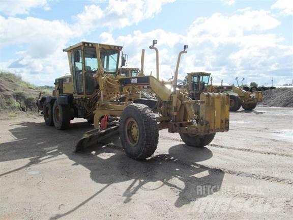 CAT  140H APM02309 Gumikerekes homlokrakodók