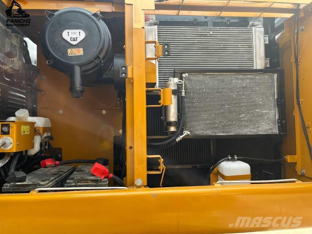 CAT 320D Közepes (midi) kotrók 7 t - 12 t