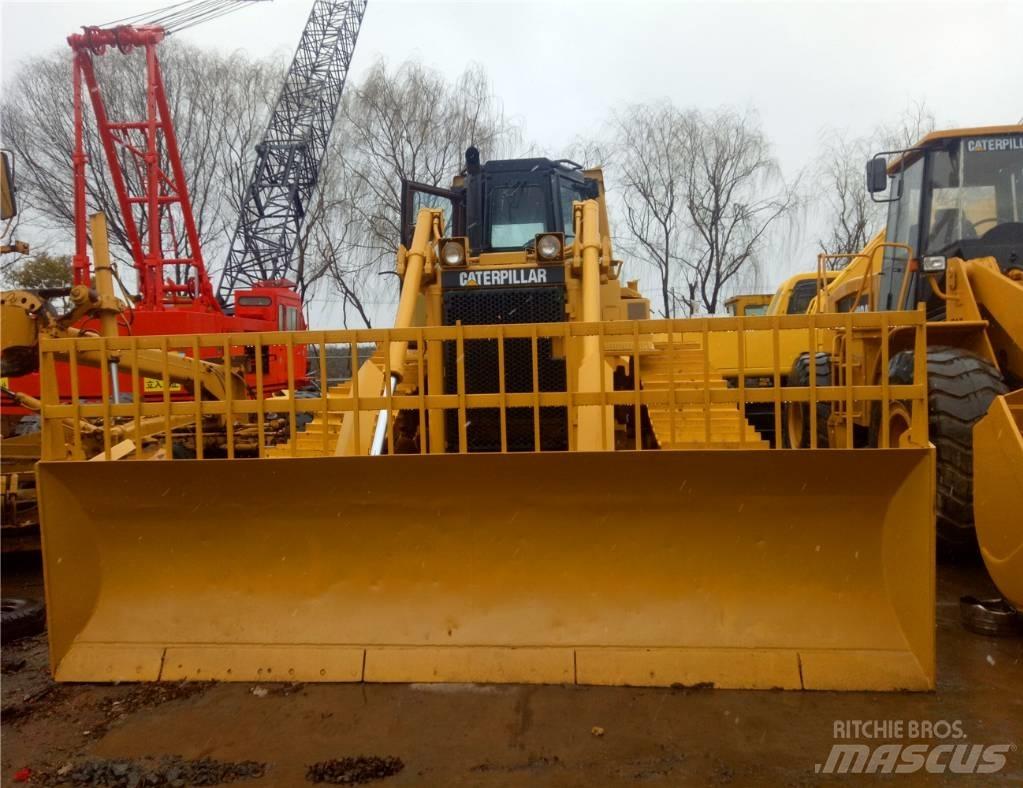 CAT D 7 R lánctalpas dózerek