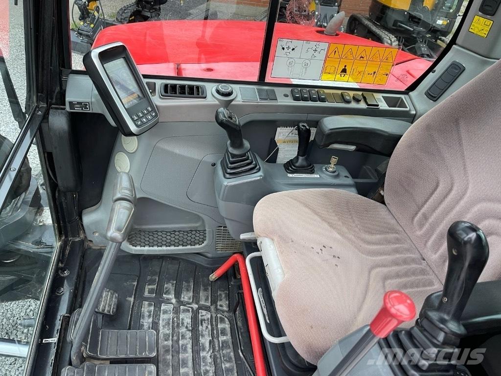 Bobcat E 85 Közepes (midi) kotrók 7 t - 12 t